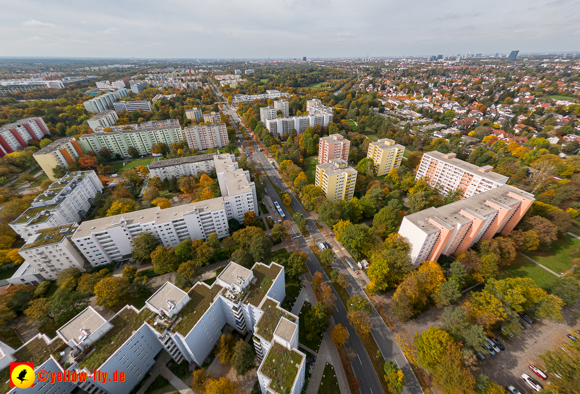 13.10.2022 - Fassadensnaierung am Karl-Marx-Ring 11-21